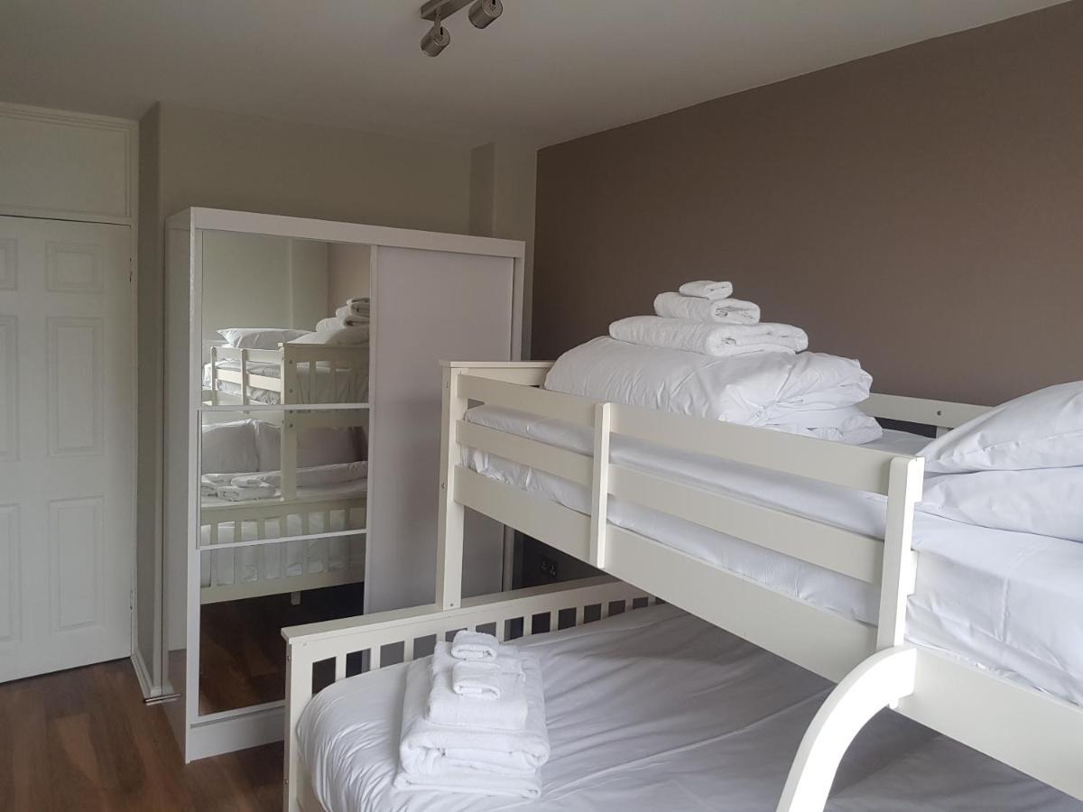Beautiful 3-Bedroom Flat With Stunning Views London Bagian luar foto
